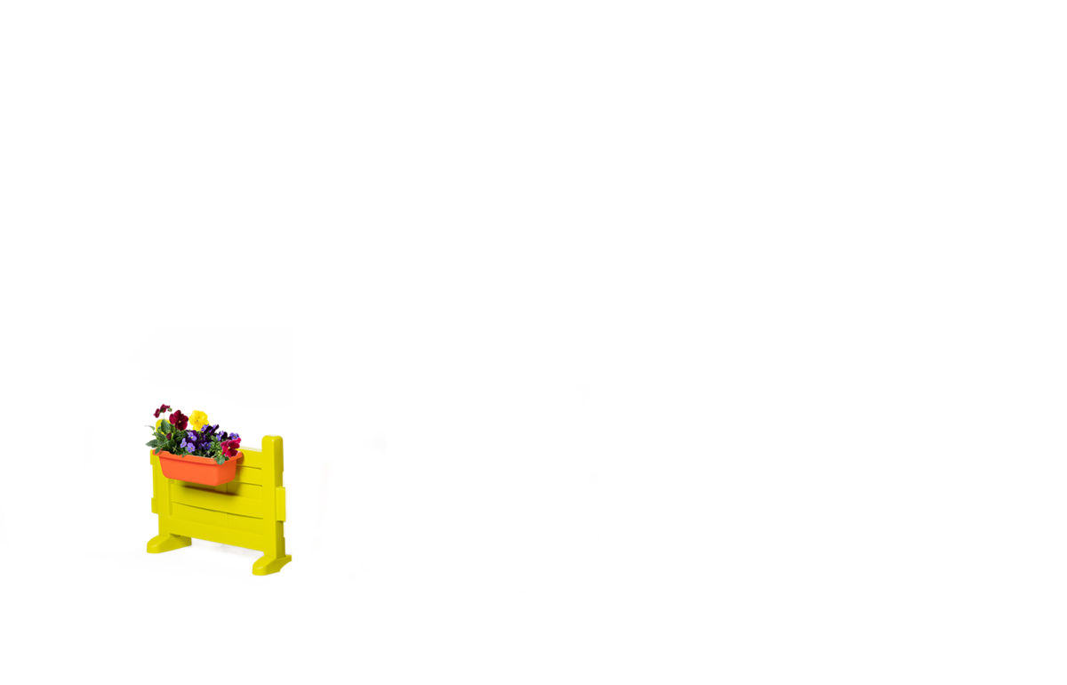 Domeček přírodní My New House Smoby rozšiřitelný 2 okna s okenicemi 2 kulatá okna a poloviční dveře 135 cm vysoký s UV filtrem od 2 let